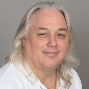 Meet your Posher, Bill